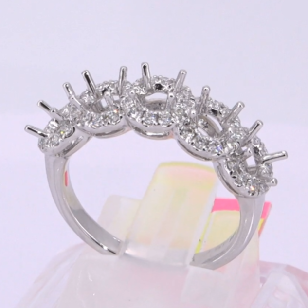 WHITE GOLD