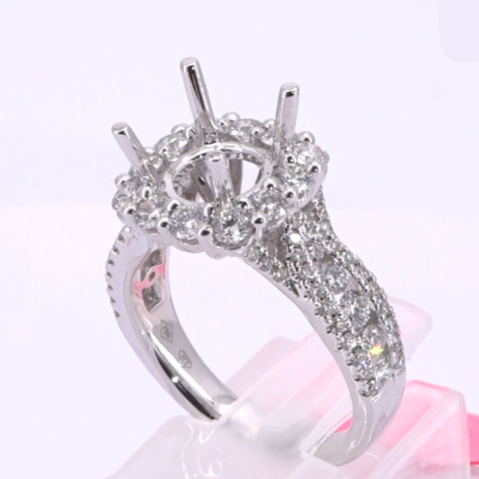 WHITE GOLD