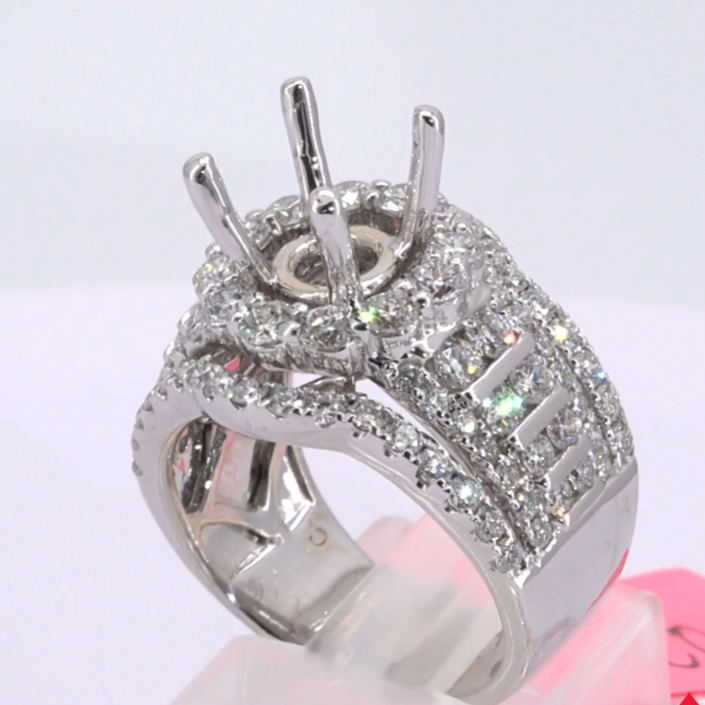 WHITE GOLD
