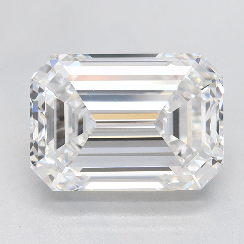 GIA 3.02ct. E VVS1 Emerald Lab Diamond