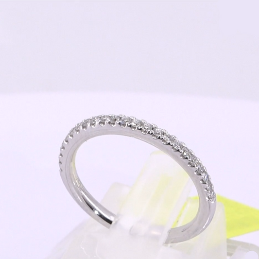 18K White Gold Diamond Ring